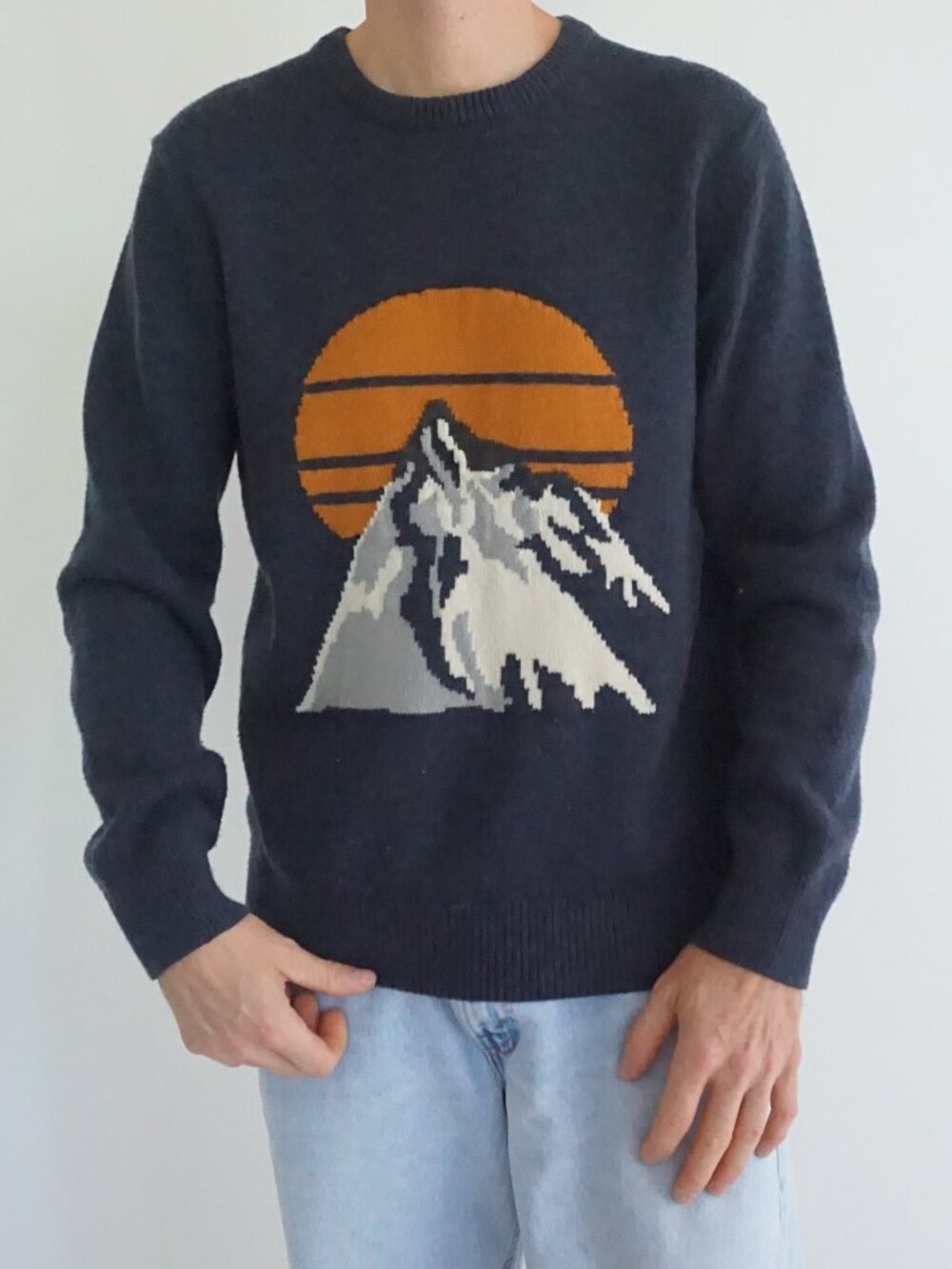 WindRiver Navy Blue Orange Mountain Sunset Alpine Ski Long Sleeve Knit Sweater M